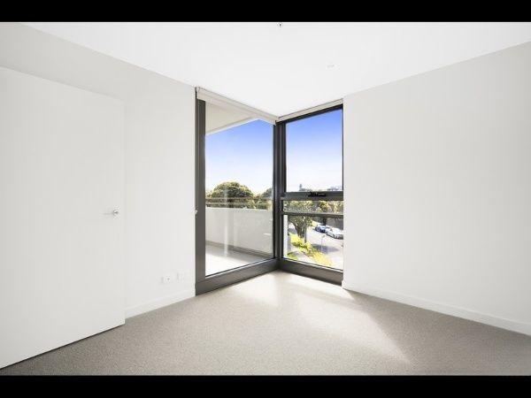 412/11 Bond Street, VIC 3161