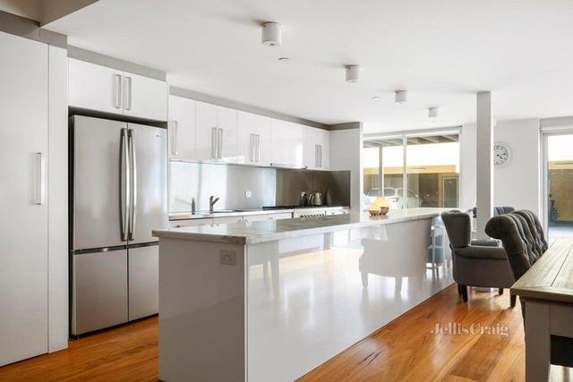 3/190 Graham Street, VIC 3207