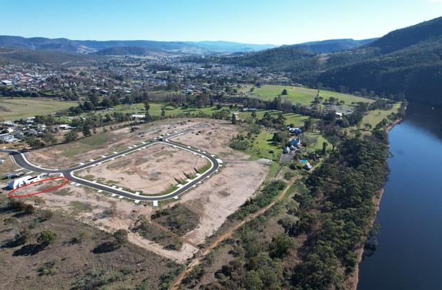 2 Plover Crescent, TAS 7140