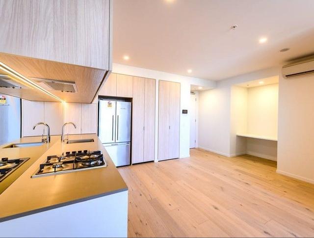 10909/19 Wilson Street, QLD 4101