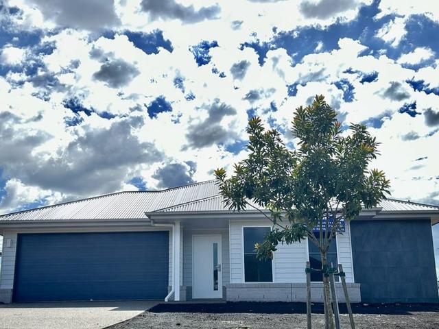 24 Saint Andrews Crescent, QLD 4352