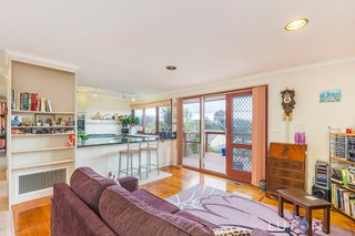Family to Kitchen