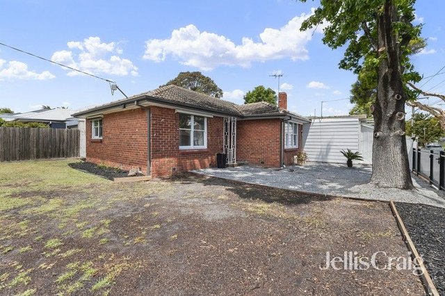 16 Lawson Parade, VIC 3190