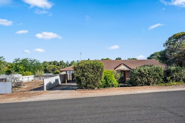 2 Wolf Avenue, SA 5255