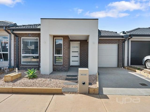 34 Shelterbelt Avenue, VIC 3338