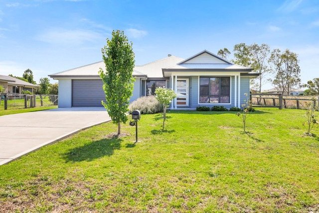 15 Somerset Place, NSW 2337