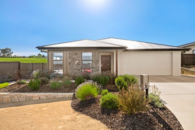 2 Werong Place, NSW 2582