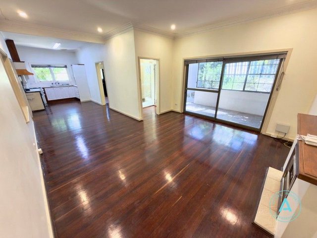 4 Marsh Avenue, WA 6152