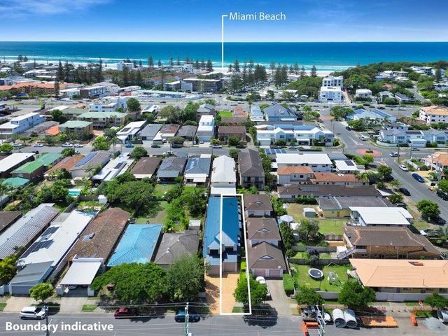 2/79 Nobby Parade, QLD 4220