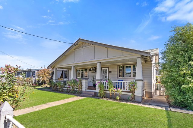12 White Street, NSW 2852