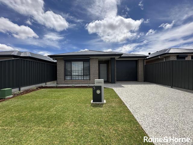 5 Michelino Street, SA 5115