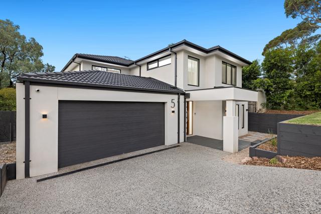 5 Redleaf Way, VIC 3150