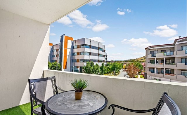 11/56 Cowlishaw Street, ACT 2900