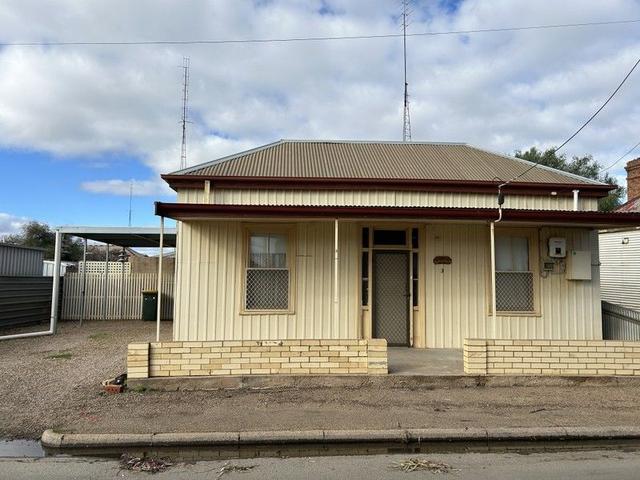 3 Eighth St, SA 5540