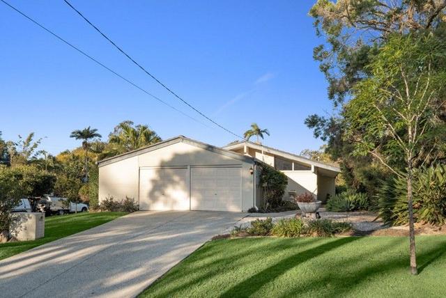 2 Roxburgh Street, QLD 4069