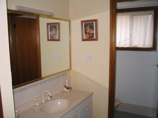 Bathroom (2006-11-22)