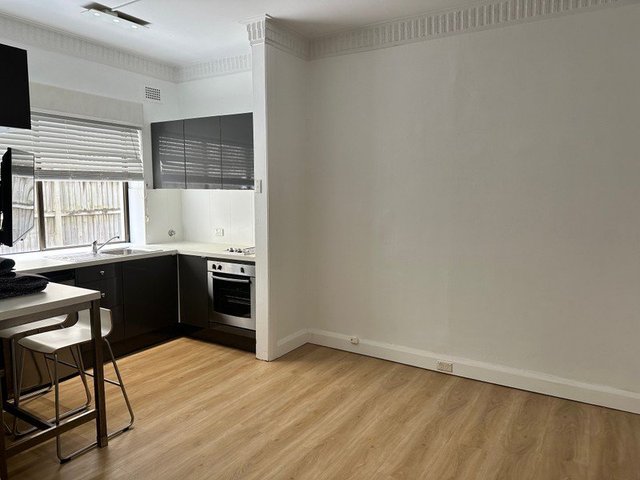 16/240 Campbell  Parade, NSW 2026