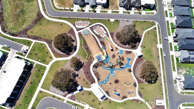 18 Elbrus Road, VIC 3064