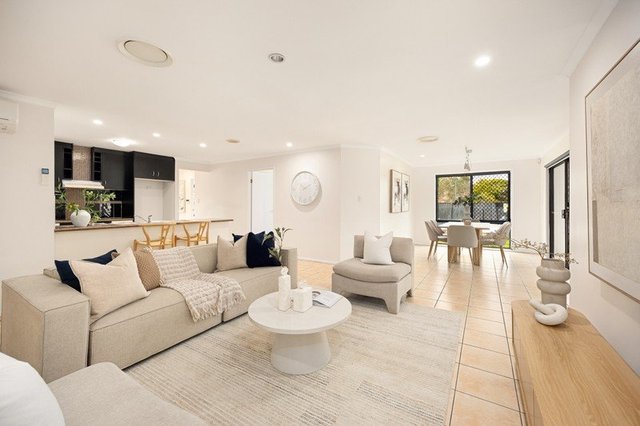 30 Mayfair Place, QLD 4116