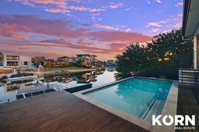 26 Coobowie Street, QLD 4218