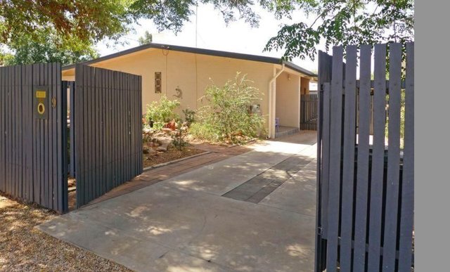 9 Roberts Crescent, NT 0870