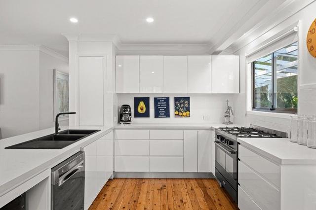 2/64 Lake Shore Drive, NSW 2260