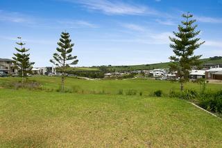 Minutes to Flinders reserve