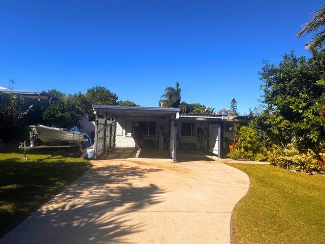 84 Malpas Street, QLD 4680