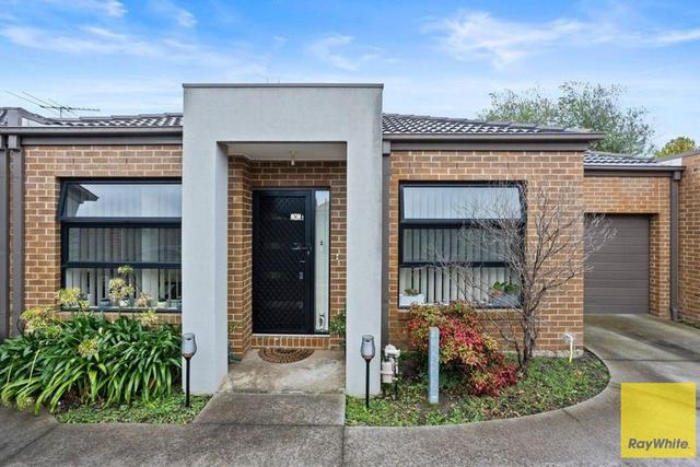 2/10 Santander Crescent, VIC 3030
