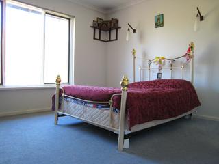 Bed 1 (2007-03-29)