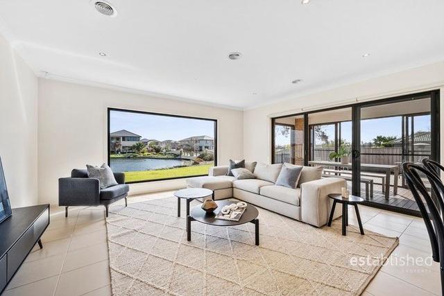 70 Sanctuary Lakes East Boulevard, VIC 3030