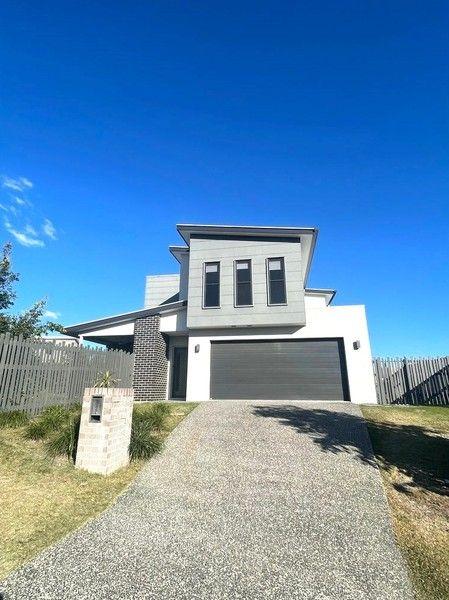 2/1 Emilia Street, QLD 4209