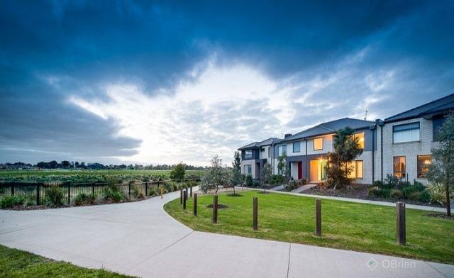 30 Murgese Circuit, VIC 3978