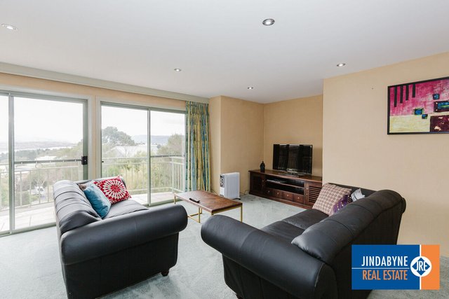 4/5 Penders Court, NSW 2627