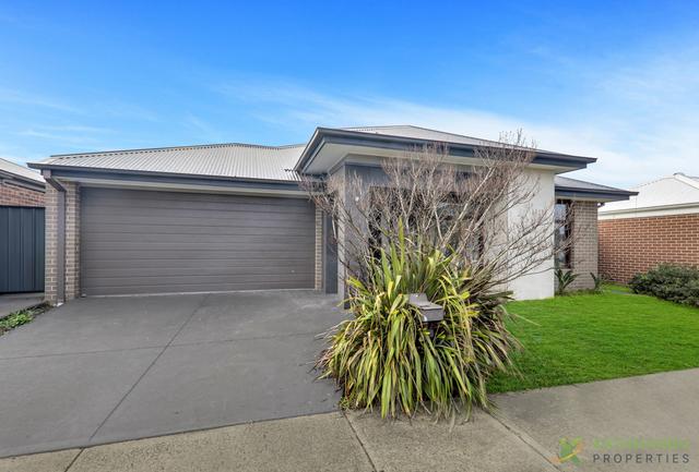 2 Bombala Crescent, VIC 3064