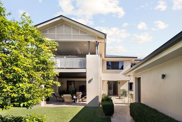 4 Boree Street, QLD 4031