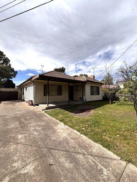 4 Conifer Avenue, VIC 3012