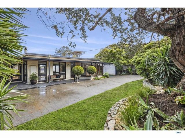 19 Sunningdale Avenue, VIC 3228
