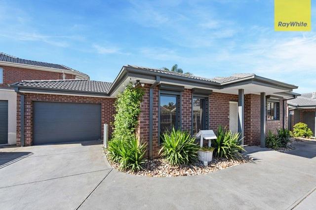 2/18 Honey Grove, VIC 3021