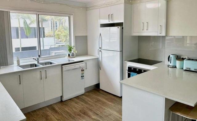 4/1335 Gold Coast Highway, QLD 4221