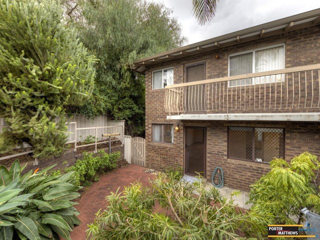 9/21 Storthes Street, WA 6050