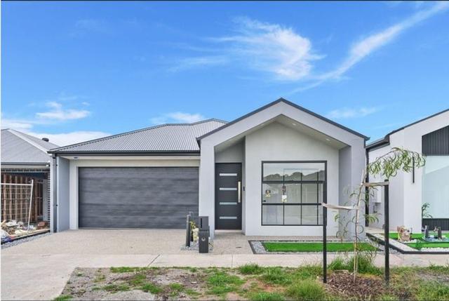 22 Azure Road, VIC 3750