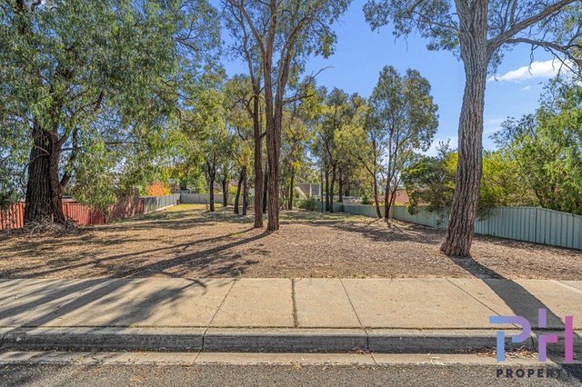 1 McKay Court, VIC 3550