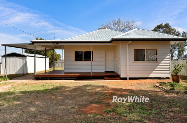 11 Oombah Street, VIC 3496
