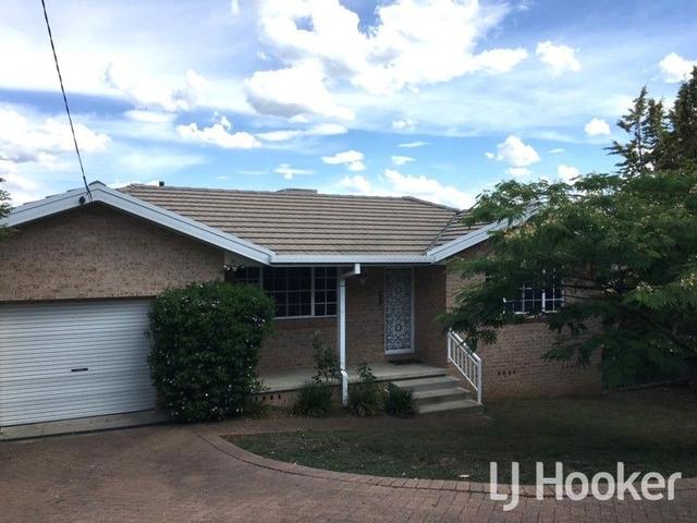 54 Lewin Street, NSW 2360