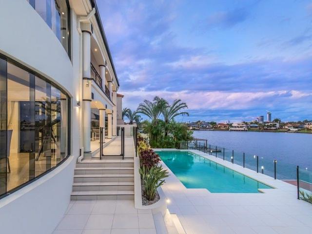 20 Clear Water Bay Avenue, QLD 4226