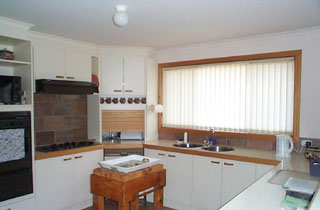 Kitchen (2003-10-24)