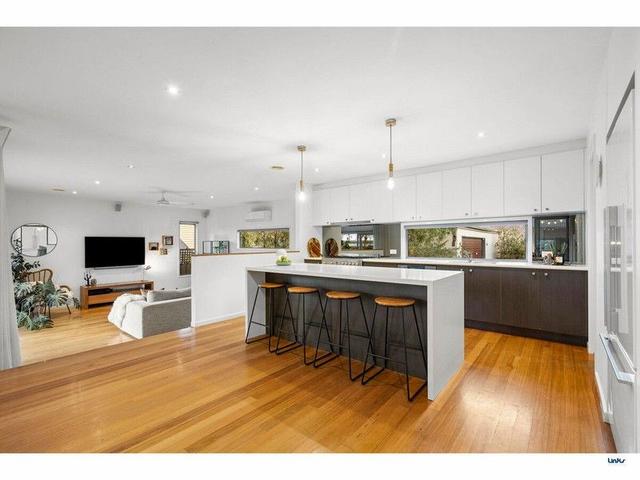 4 Deep Creek Court, VIC 3228
