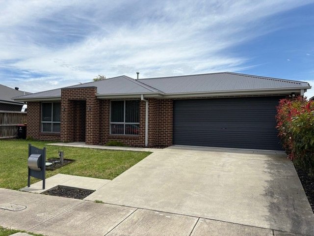 12 Redgum Crt, VIC 3850
