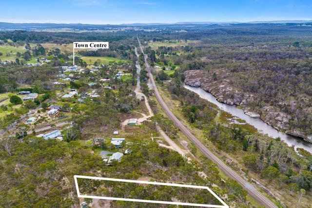 8 Railway Parade, NSW 2579